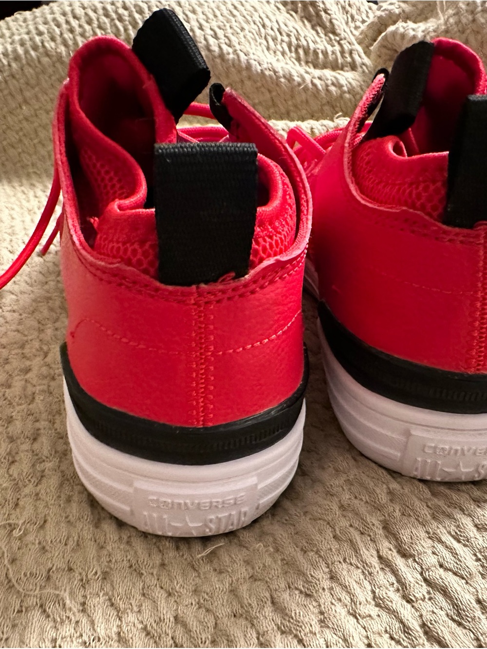 Converse Unisex sneakers  Smoke free home - Picture 3 of 7